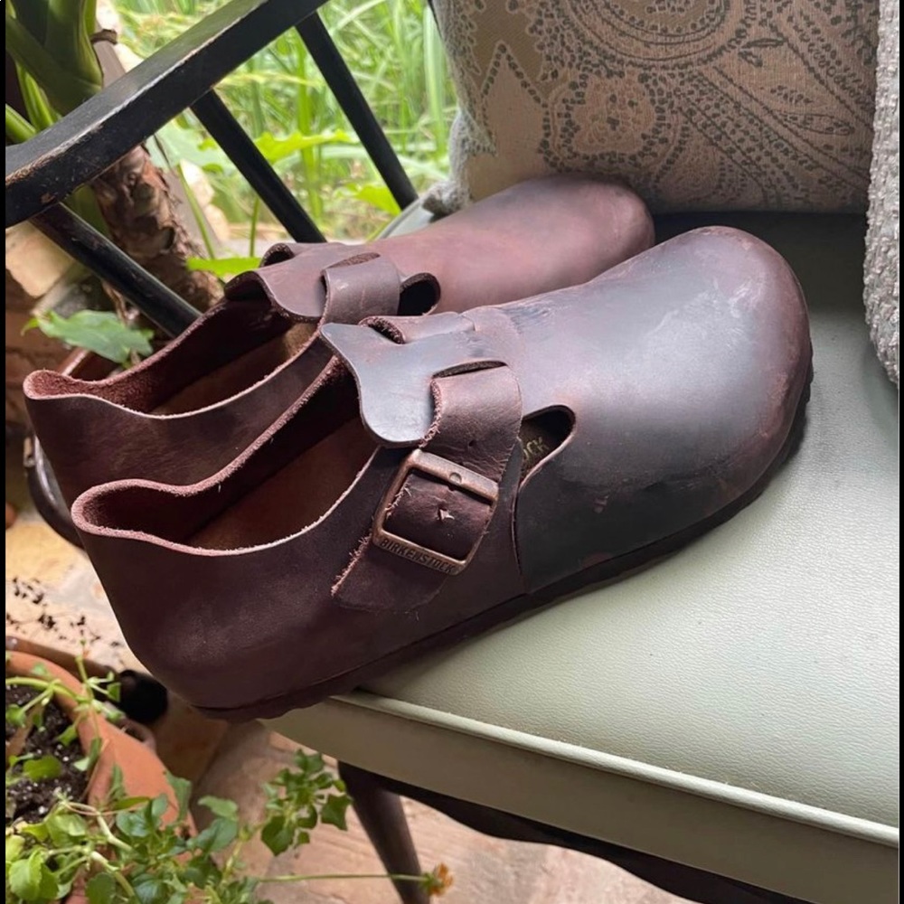 Worn once Birkenstock’s. Brown leather